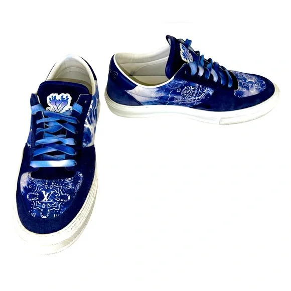LOUIS VUITTON OLLIE RICHELIEU LOW TRAINERS IN BANDANA BLUE/WHITE